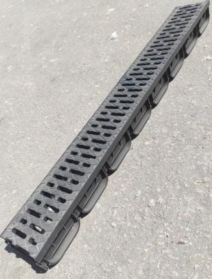 Лоток водоотводный пластиковый с пластик. решеткой Spark